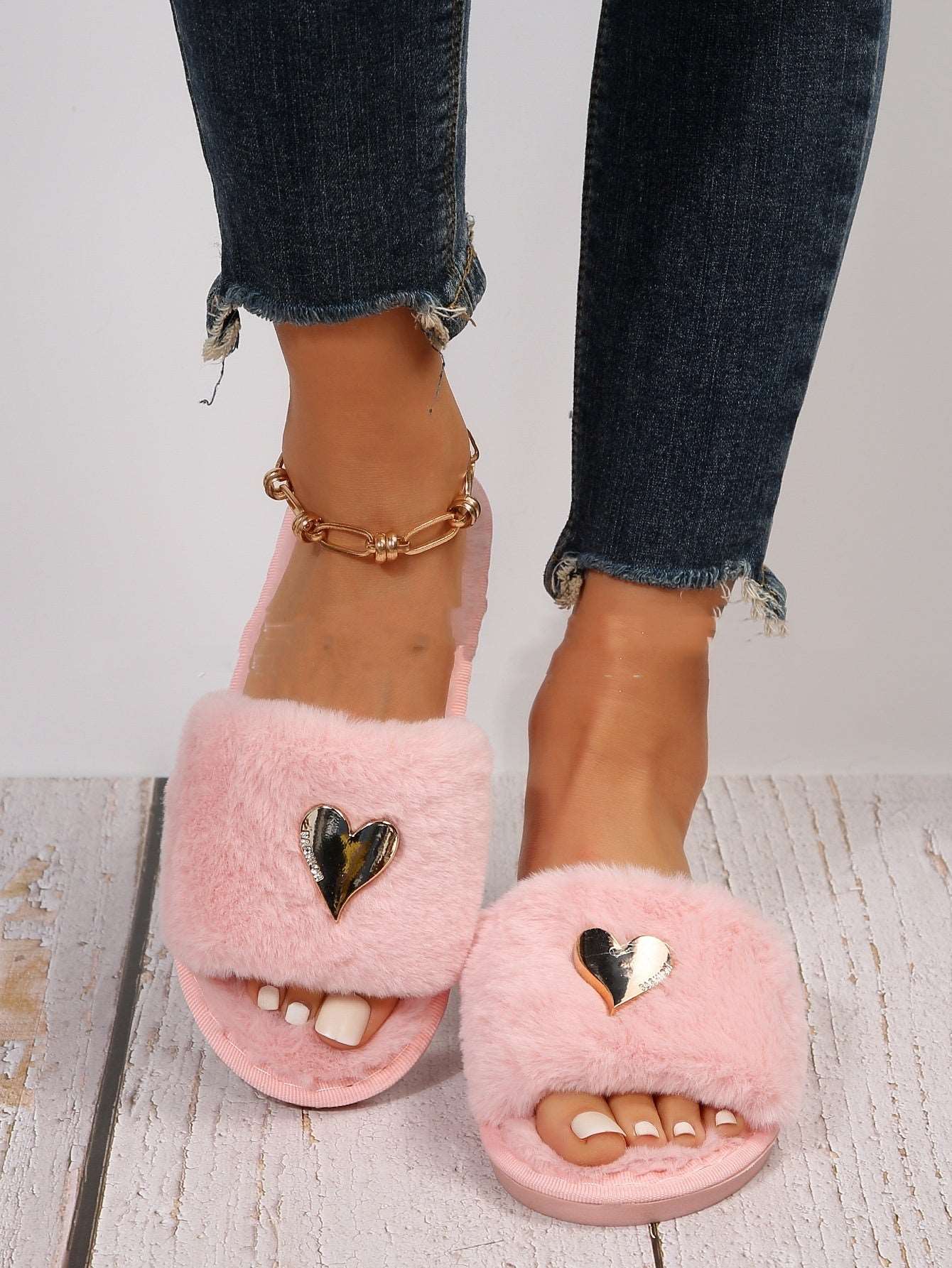 Fluffy Winter Slippers for Women Bright Pink