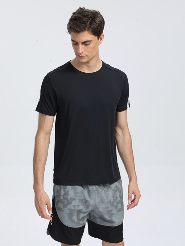 Men's loose, breathable and quick-drying sports t-shirt